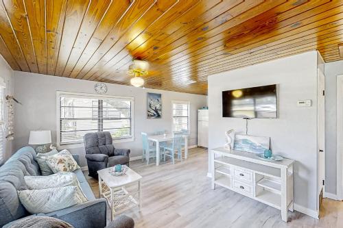 Lake Placid Apartment | Lake June Resort #9