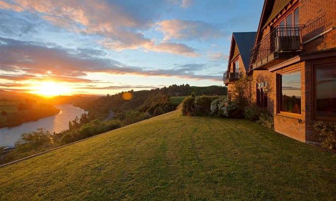 Karapiro Cabin | Lake Karapiro Lodge