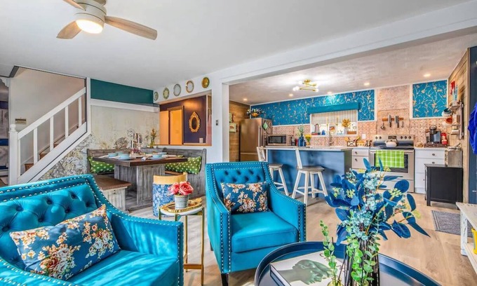 Ashford House | Lake - King - Gym - Kayak - Fire Pit - PetsOK - WD
