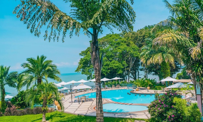 Gisenyi Hotel | Lake Kivu Serena Hotel