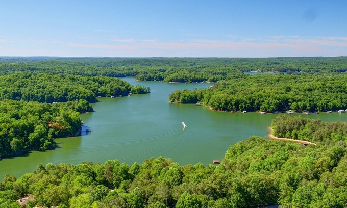 Gainesville House | Lake Lanier Getaway in North GA Mountains- Warm Weather Fun, Ready When You Are!