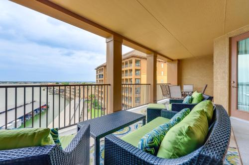 Horseshoe Bay Apartment | Lake LBJ Condo with Private Balcony, Lake Views