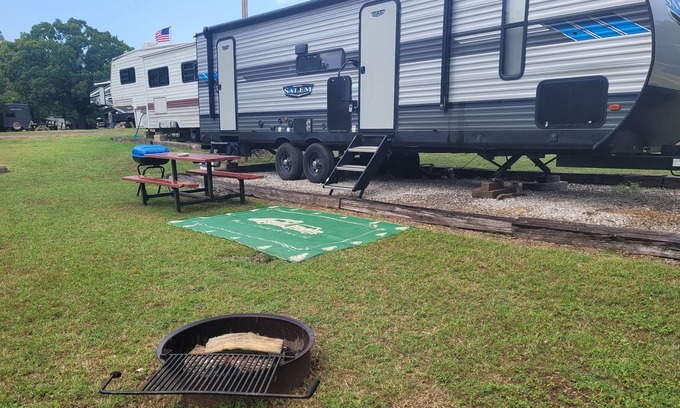 Sulphur House | Lake Life @ Arbuckles! Come check out our Fully Stocked campers in Sulphur, OK