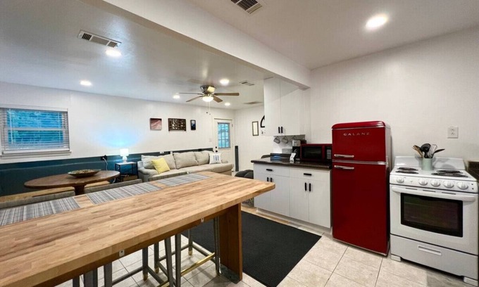 Belton House | Lake Life Lodge Cottage by Belton Lake