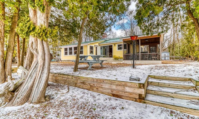 North Hero House | Lake Living