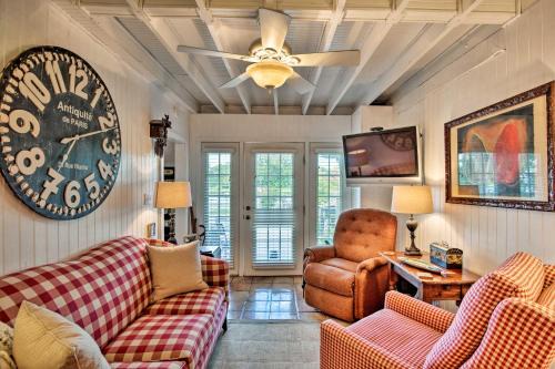 Altamonte Springs Apartment | Lake Marion Apt with Canoe in Altamonte Springs!