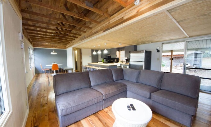 Santee House | Lake Marion Getaway!