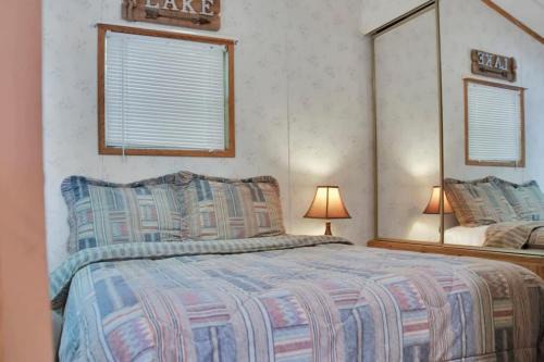 Bloomington House | Lake Monroe's Charming Villa