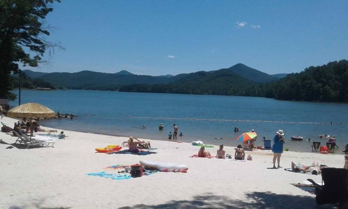 Young Harris Condo | Lake & Mountain View Villa w/ Pool & Bonus Bunk Room!