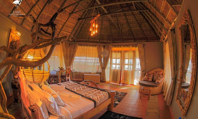 Kasese Apartment | Lake Munyanyange Caves Lodge