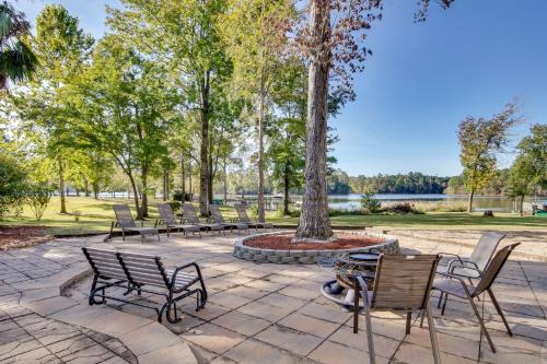 Leesville House | Lake Murray Retreat with Private Dock and Water Views!