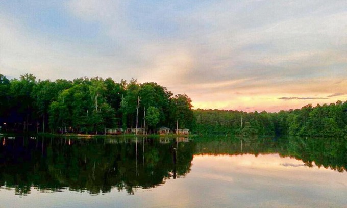 Mocksville Resort | Lake Myers Lakeside Villa 16