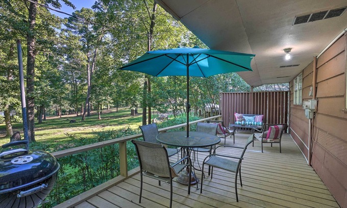 Avinger House | Lake O’ the Pines Retreat w/Water Access!