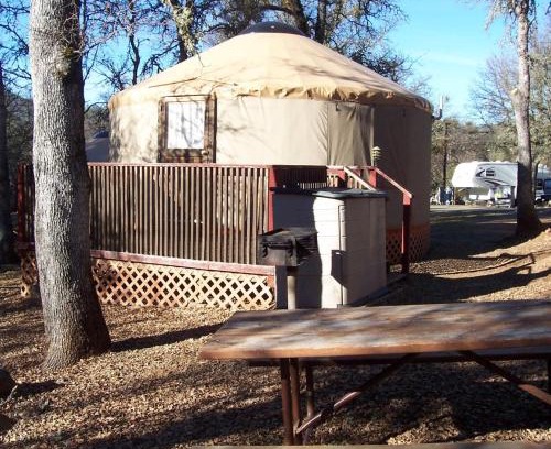 Oregon House Resort | Lake of the Springs Camping Resort Yurt 2