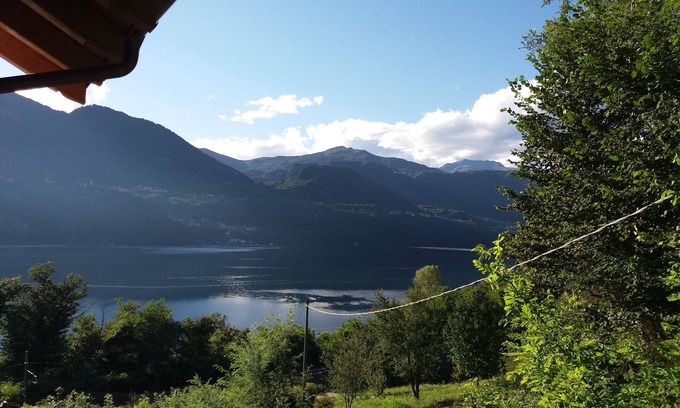 Crabbia Apartment | LAKE ORTA - LAKE VIEW APARTMENT, PRIVATE BEACH AND BALCONIES (FIRST FLOOR)