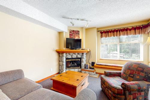 Whistler Creekside Apartment | Lake Placid 226