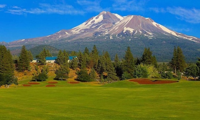 Weed Resort | Lake Shastina Golf Resort