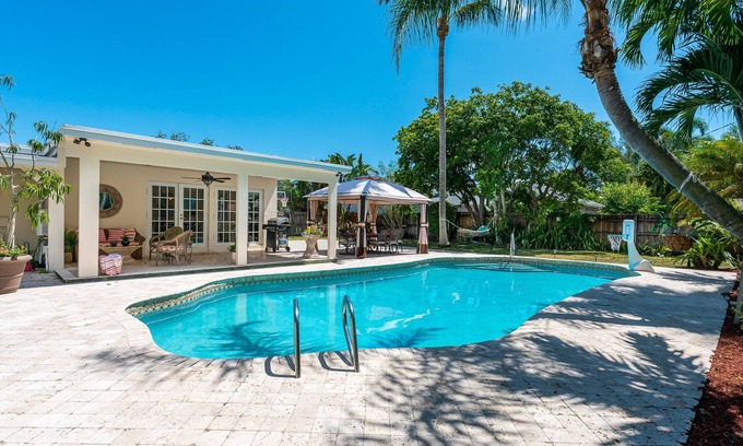 Lake Clarke Shores House | Lake Shores Haven - Family Fun! Pool & Hot Tub!