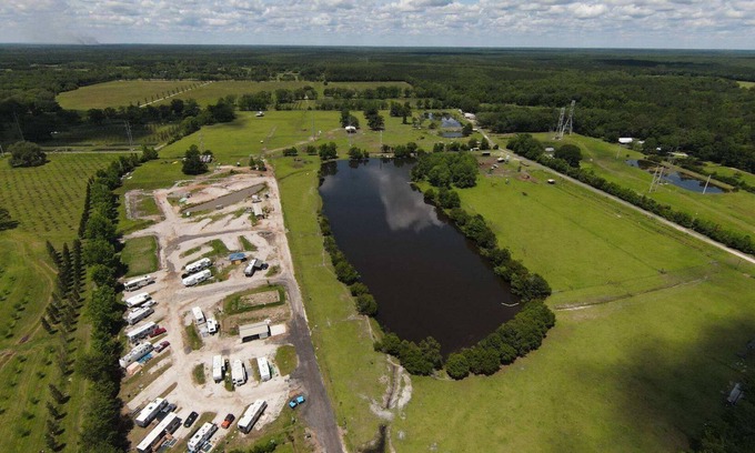 Northside House | Lake side - 2022 50amp RV for Rent inside Crosslake RV Park