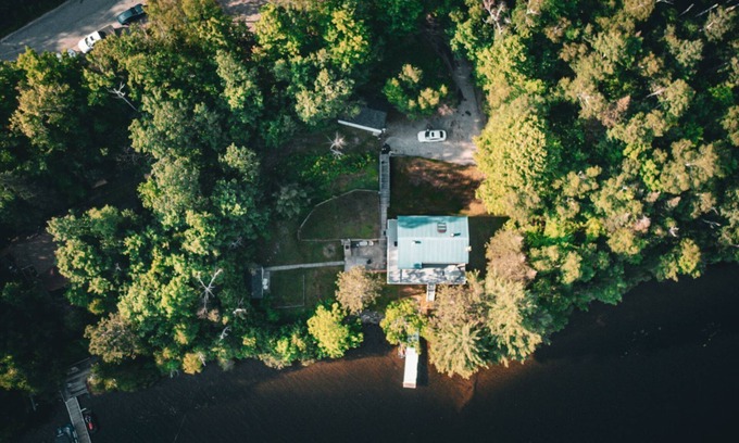 Feronia Cottage | Lake side Cottage