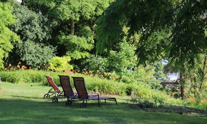 Brock Cottage | Lake Simcoe Cottage with Private Beach - your waterfront escape awaits you