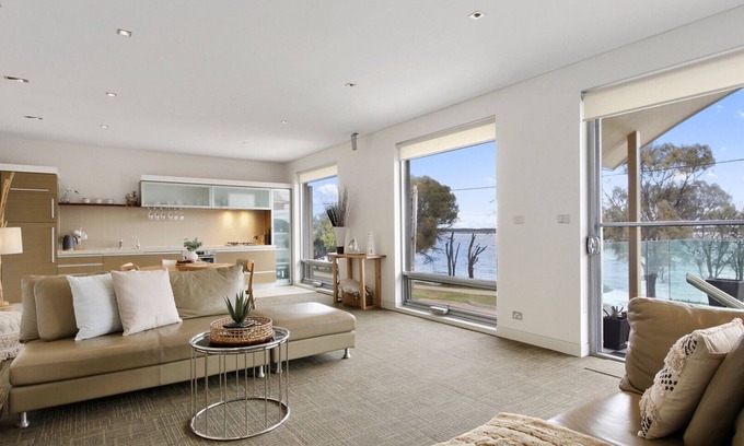 Metung Apartment | Lake Suite - Metung