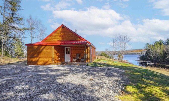 Saint-Michel-des-Saints Ski Chalet | Lake Taureau Shore - Le Grand Manitou