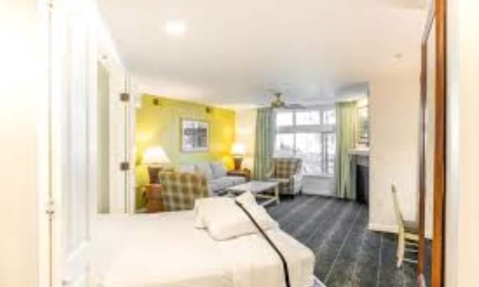 Round Hill Village Resort | Lake Tahoe 2Bed/2Bath Deluxe!