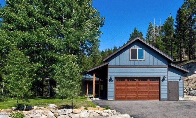 Upper Kingsbury House | Lake Tahoe Mountain Farmhouse