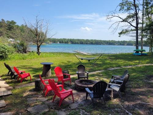 Mancelona House | Lake Therapy - Lakefront, Charming, And Fun!