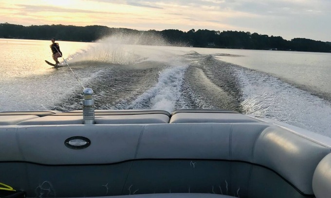Mount Gilead House | LAKE THERAPY on Tillery lovely waterfront home with awesome dock and privacy!