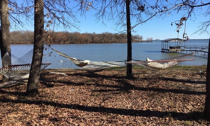 Quinlan Apartment | Lake Vacation Getaway