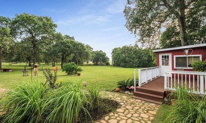 Bexar County House | Lake vacation house