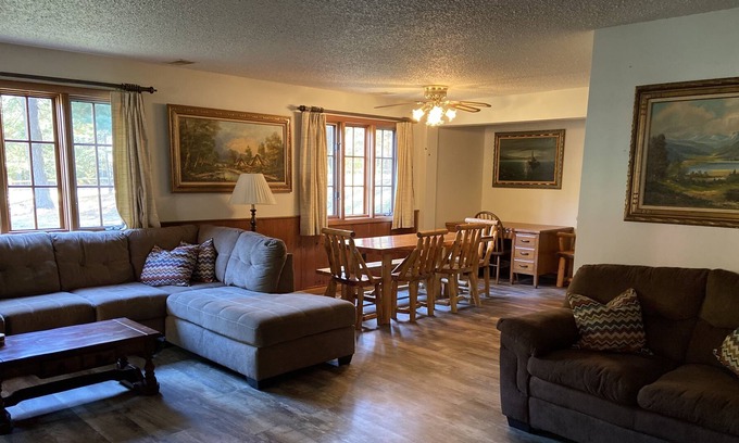 Kalkaska House | Lake Valley Cottage