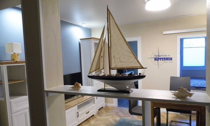 Benz Apartment | Lake View - Apartment on Nepperminer See