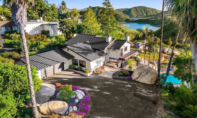 Lake Hodges House | Lake View House! Pool & Hot Tub