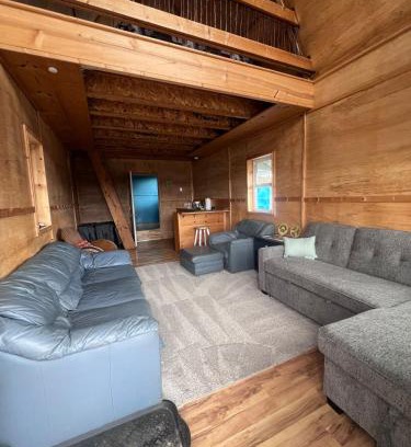 Houston House | Lake View LOFT Cabin off grid Solar