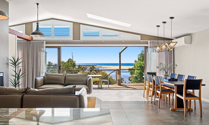 Wallaga Lake House | Lake View Luxury Wallaga Lake - 21 Lakeview Drive