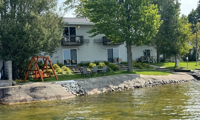 Lake City House | Lake View Motel & Gift Shop - Lakeview Kitchette