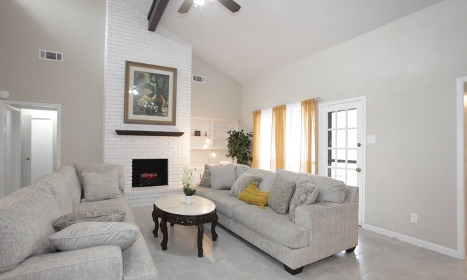 Rockwall House | Lake view, Spacious 5 bedrooms, big lot, sleep 18