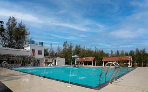 Tajpur Resort | Lake View Village Resort