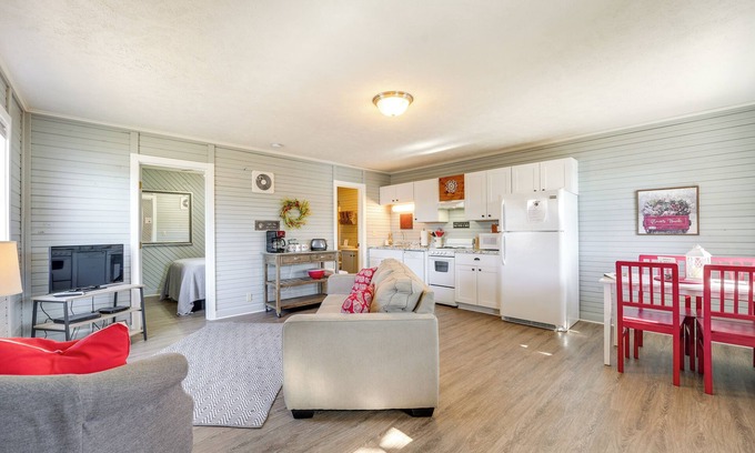 Cape Fair Cottage | Lake Views & On-Site Hiking: Cape Fair Cottage