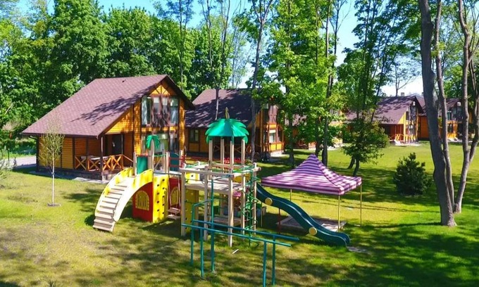 Hvozdiv House | Lake Village 12