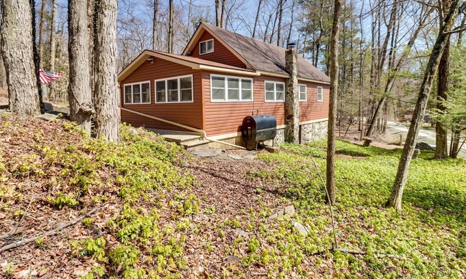 Greentown Cabin | Lake Wallenpaupack Cabin w/ Boat Trailer Parking