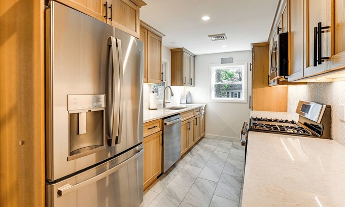 Wolfeboro House | Lake Winnipesaukee Getaway w/Shared Swim Area!