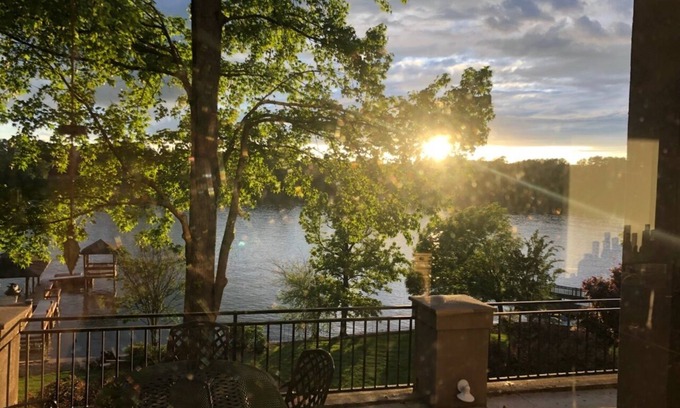 Dixie - Berryhill House | Lake Wylie Lakefront Home with Beautiful Views Sleeps 10 - 14 Boat Dock
