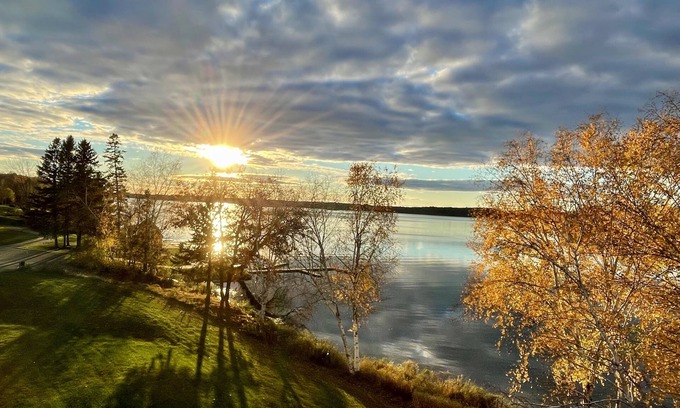 Birchwood Condo | Lakefront 1BR Condo on Golf Course with Indoor Pool/Hot Tub - Tagalong Resort