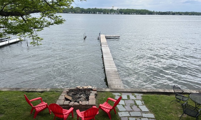 South Lima House | Lakefront 4 Bedroom Home on Conesus Lake