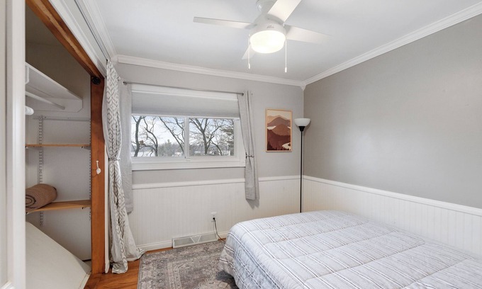 White Lake House | Lakefront 4-bedroom house in White Lake