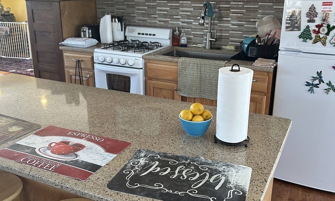 Forest Lake Apartment | Lakefront apartment with beautiful views,water access, 30 min from twin cities